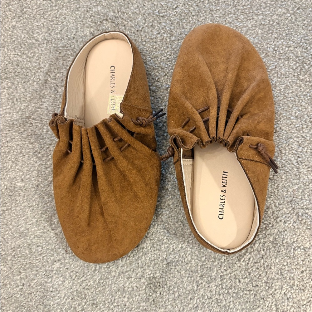 never worn! Charles & Keith Tan Suede slides